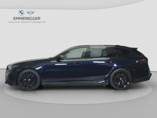 BMW M5 xDrive Touring-image-1