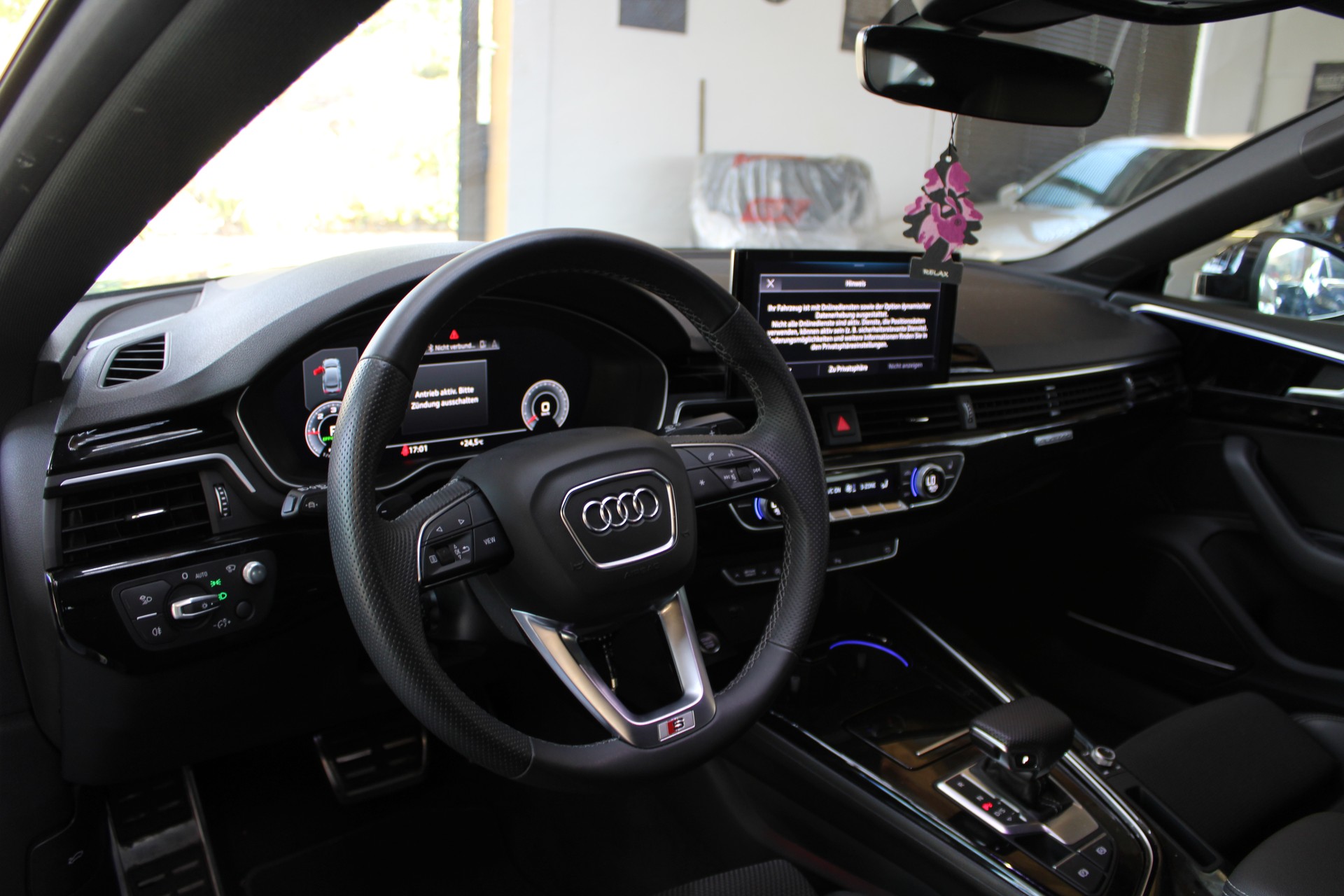 AUDI A5 Sportback 40 TDI S-Line quattro S-tronic-image-12