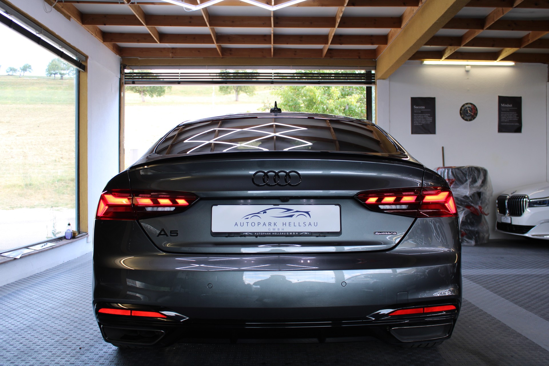 AUDI A5 Sportback 40 TDI S-Line quattro S-tronic-image-4