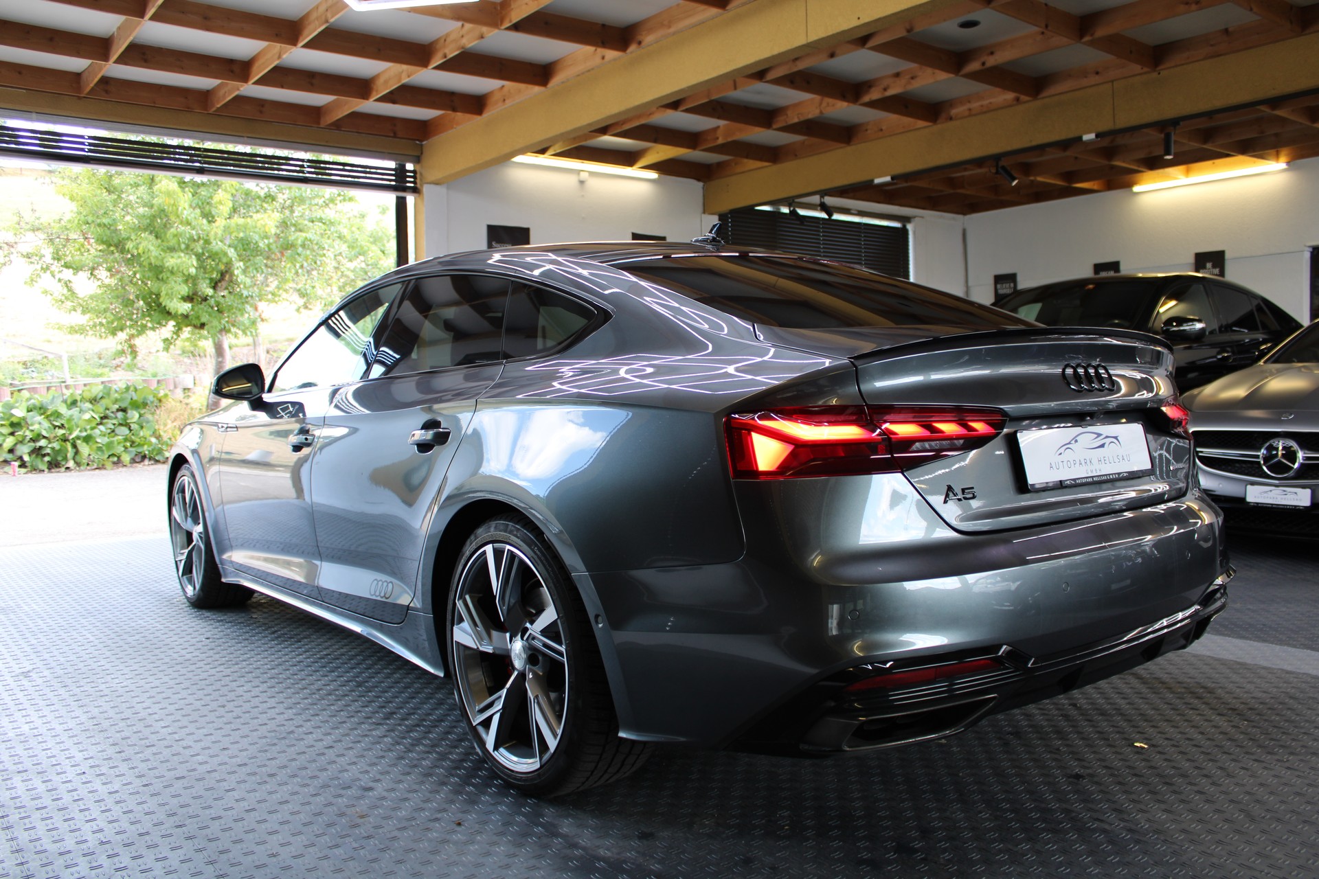 AUDI A5 Sportback 40 TDI S-Line quattro S-tronic-image-5