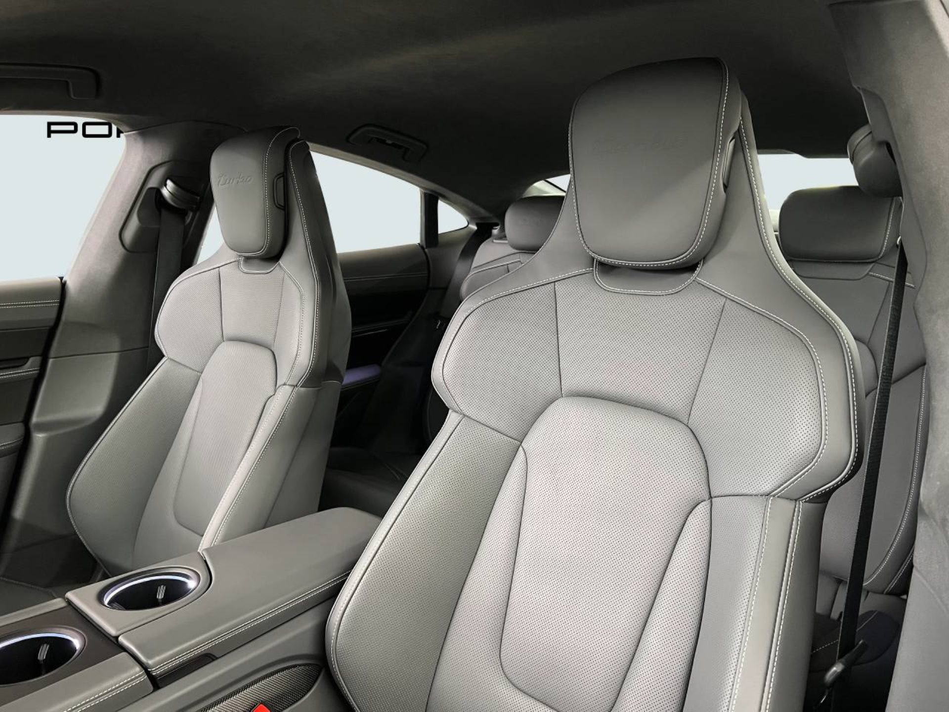 PORSCHE Taycan Turbo-image-4