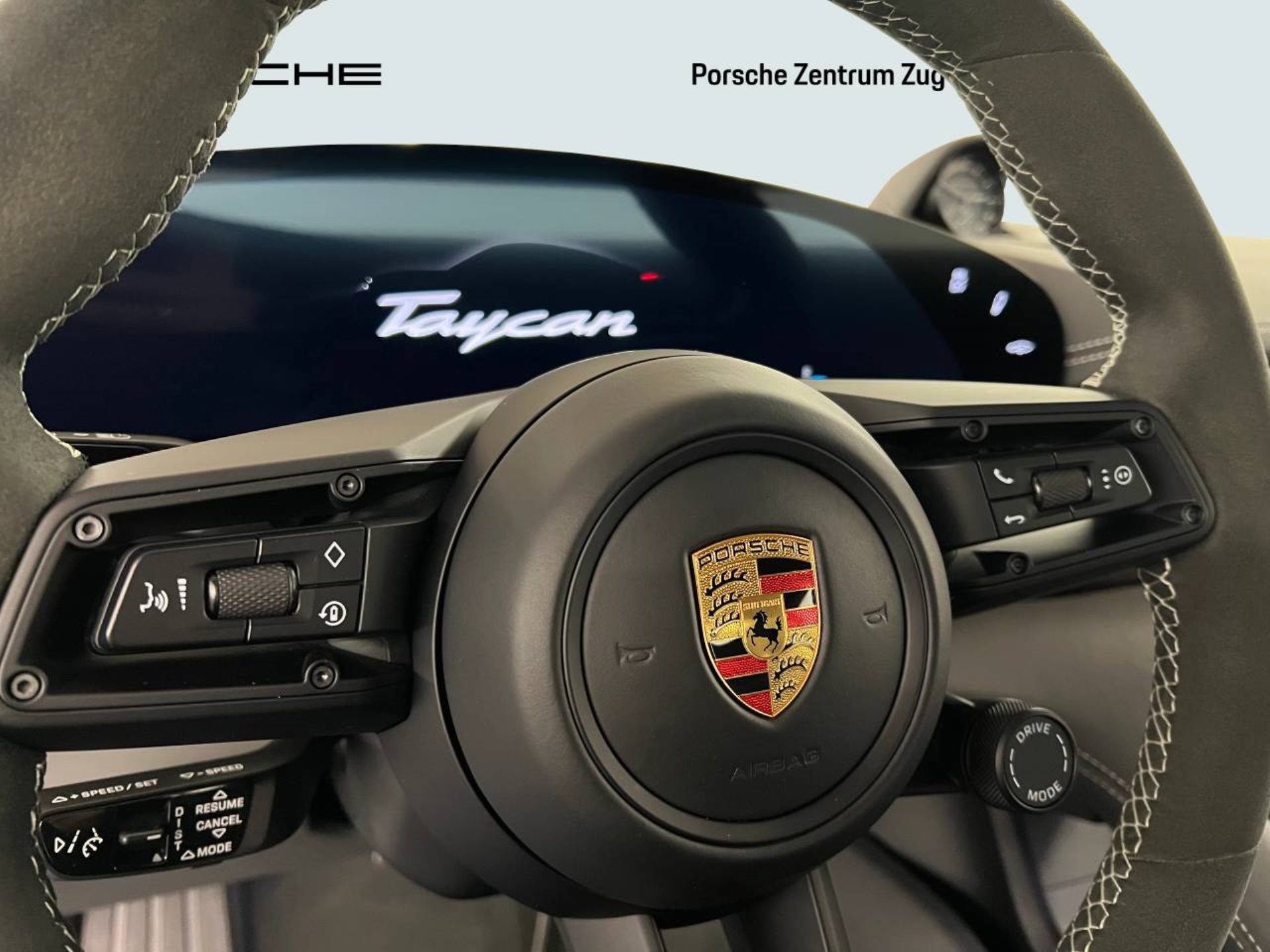 PORSCHE Taycan Turbo-image-16