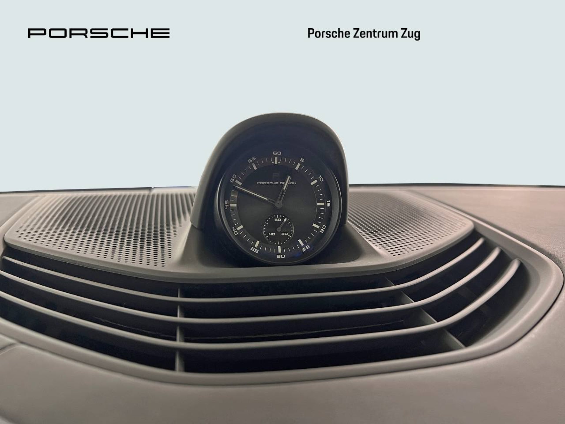 PORSCHE Taycan Turbo-image-25
