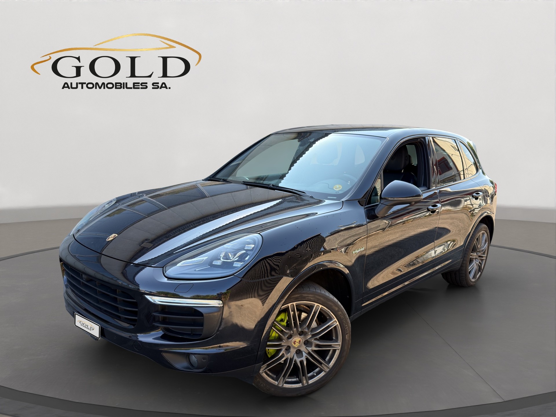 PORSCHE Cayenne S E-Hybrid-image-0