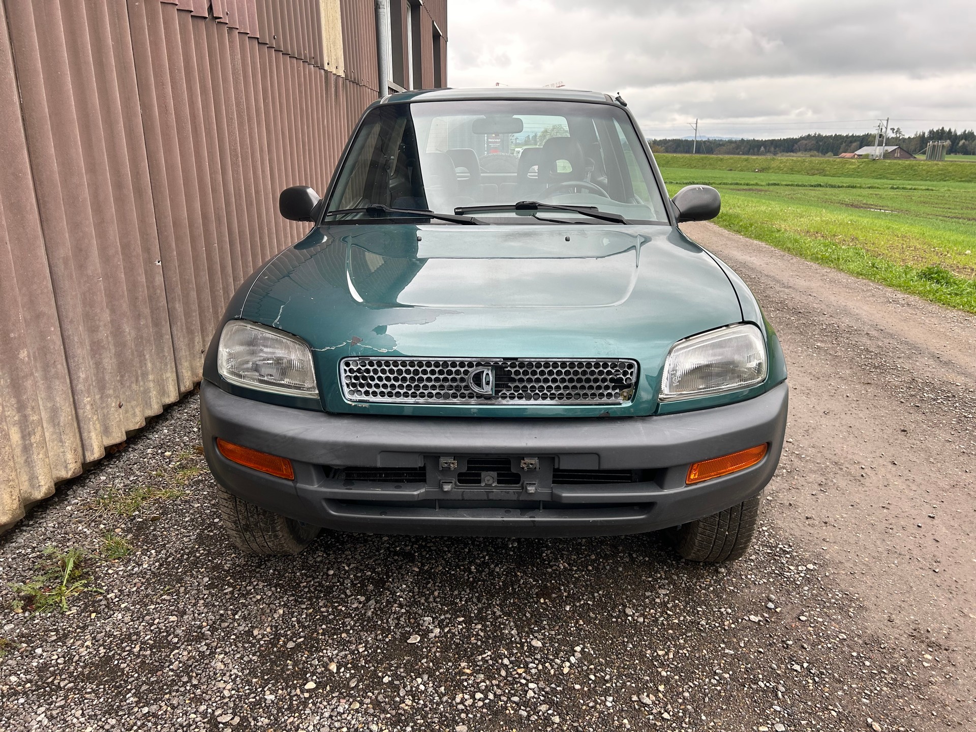 TOYOTA RAV-4 GX Funky-image-0