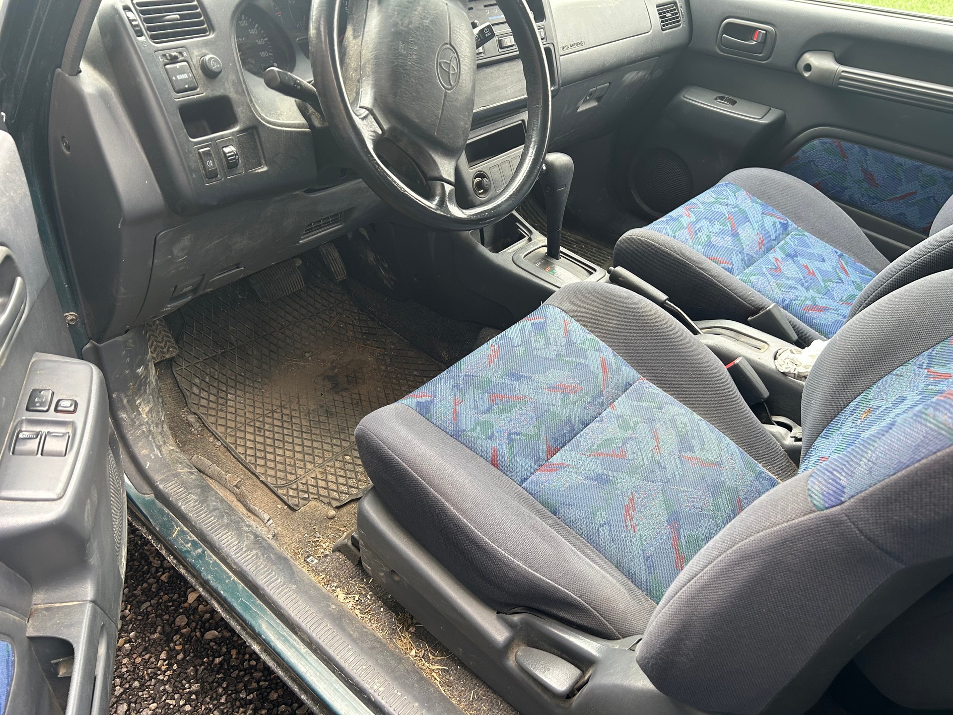 TOYOTA RAV-4 GX Funky-image-13