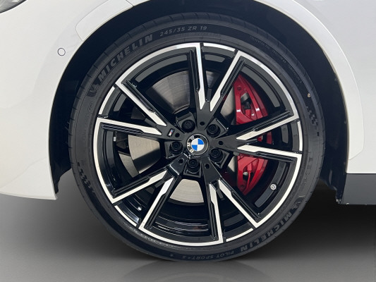 BMW M240i xDrive-image-7