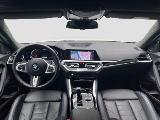 BMW M240i xDrive-image-11