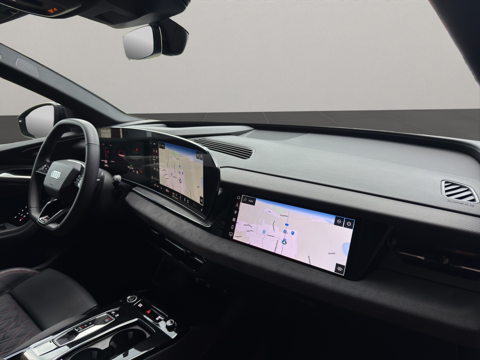 AUDI Q6 e-tron quattro S-Line-image-9