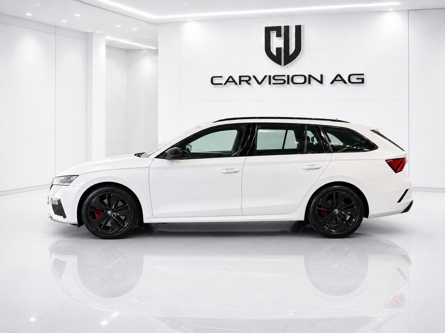 SKODA Octavia Combi 2.0 TSI DSG RS-image-3