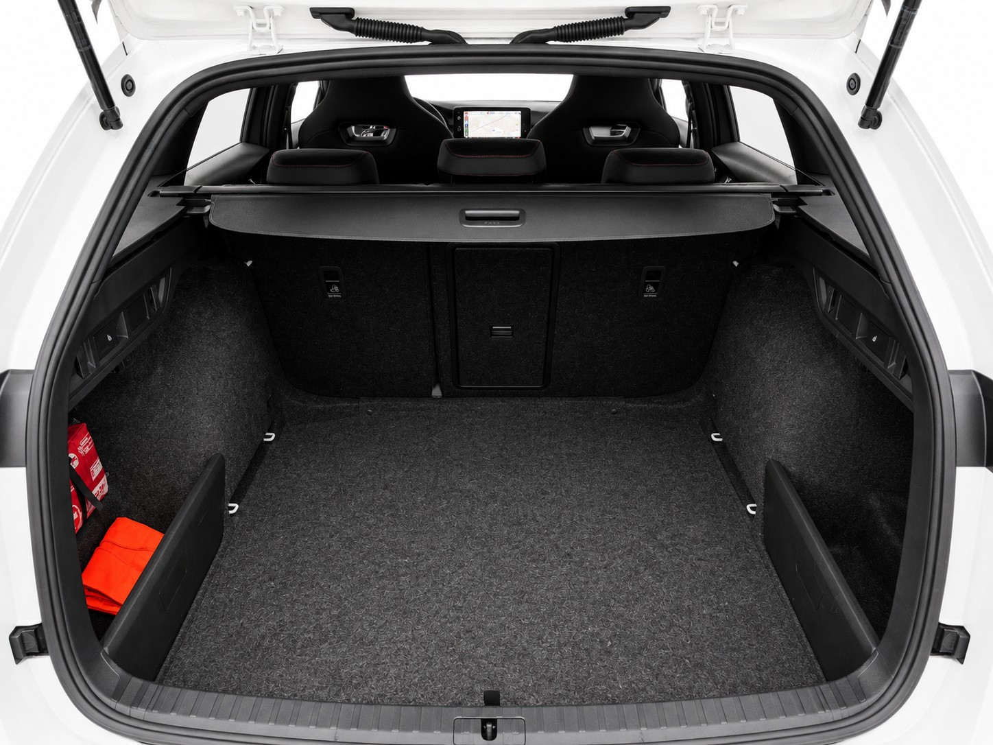 SKODA Octavia Combi 2.0 TSI DSG RS-image-13