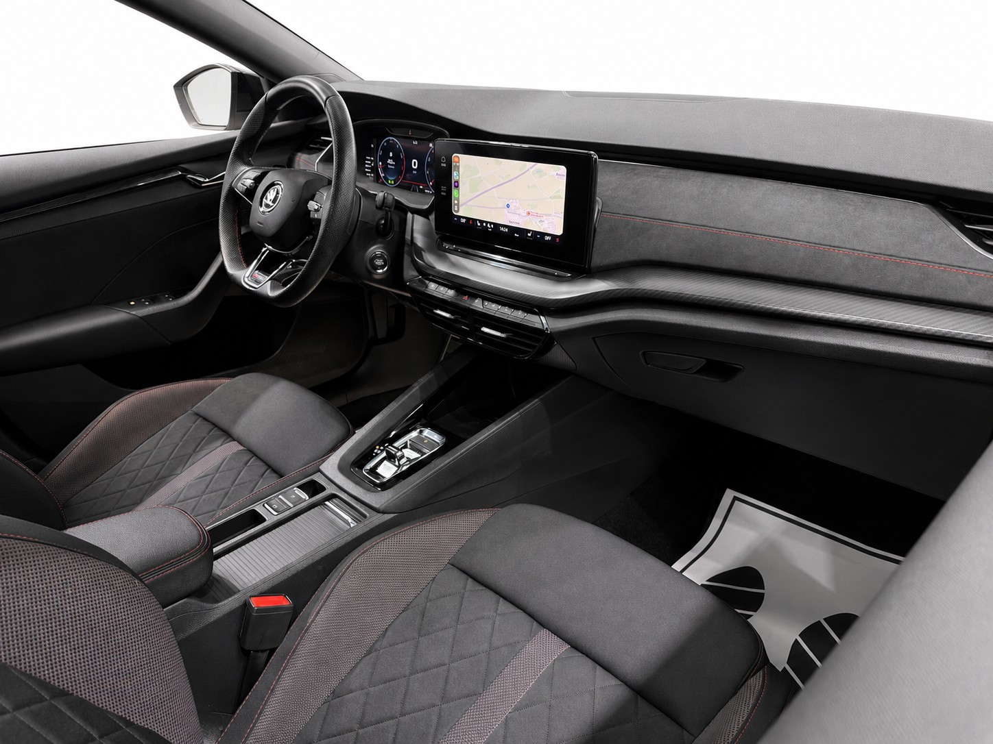 SKODA Octavia Combi 2.0 TSI DSG RS-image-9