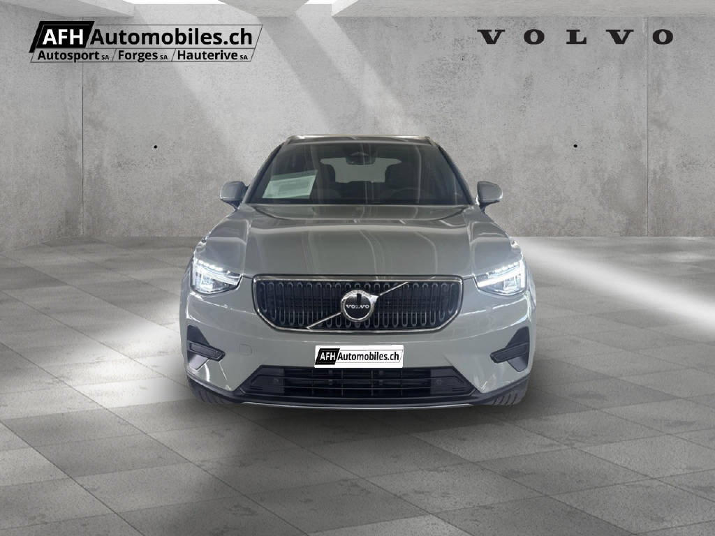 VOLVO XC40 2.0 B3 MH Core-image-7