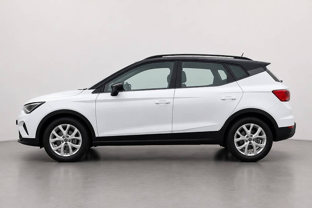SEAT ARONA-image-1