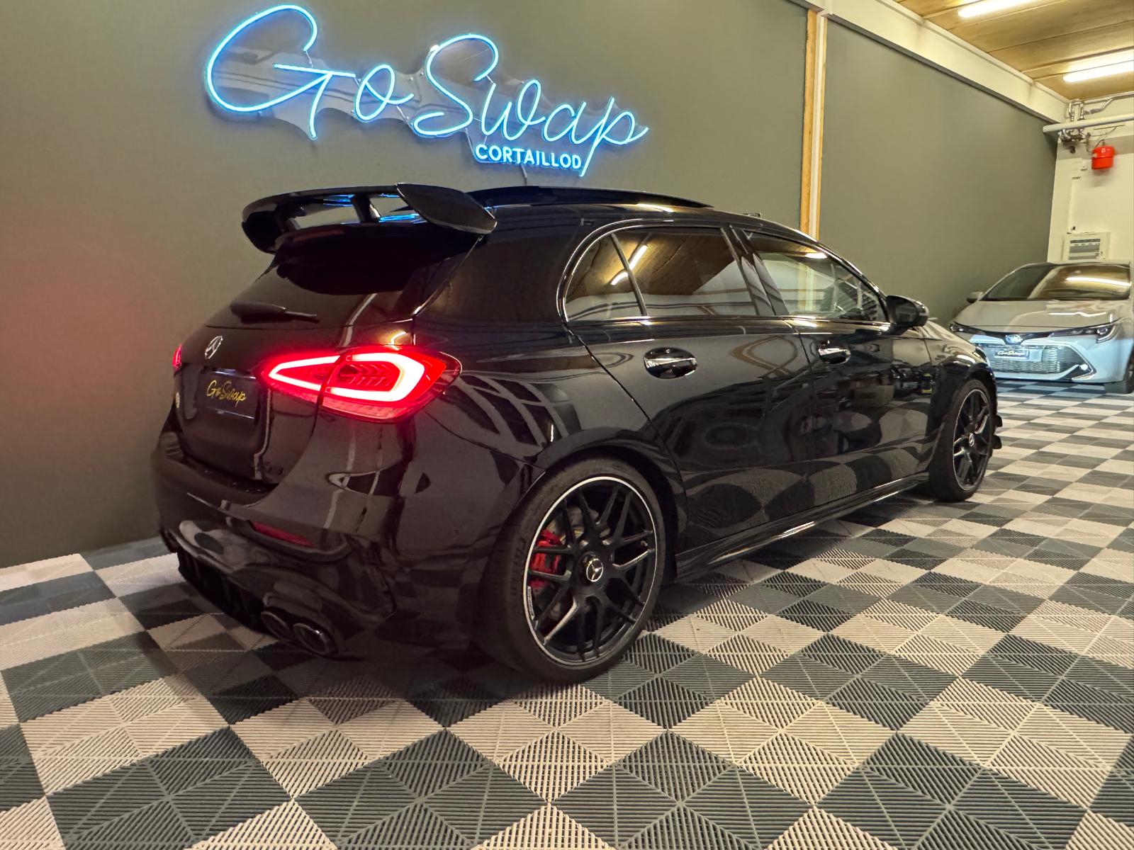 MERCEDES-BENZ A 45 S AMG 4Matic+ Speedshift-image-6