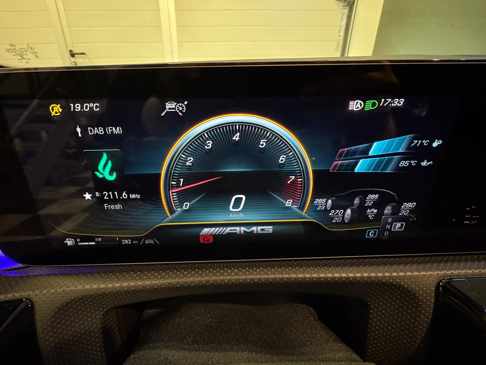 MERCEDES-BENZ A 45 S AMG 4Matic+ Speedshift-image-20