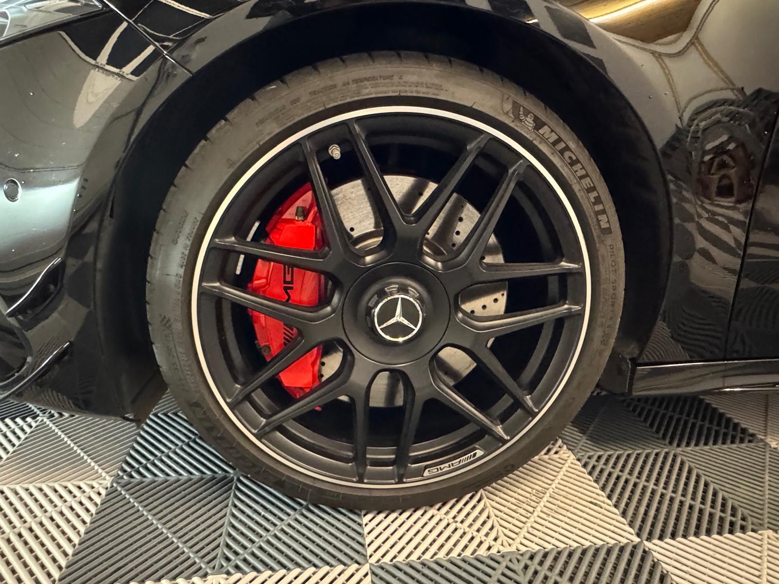 MERCEDES-BENZ A 45 S AMG 4Matic+ Speedshift-image-28