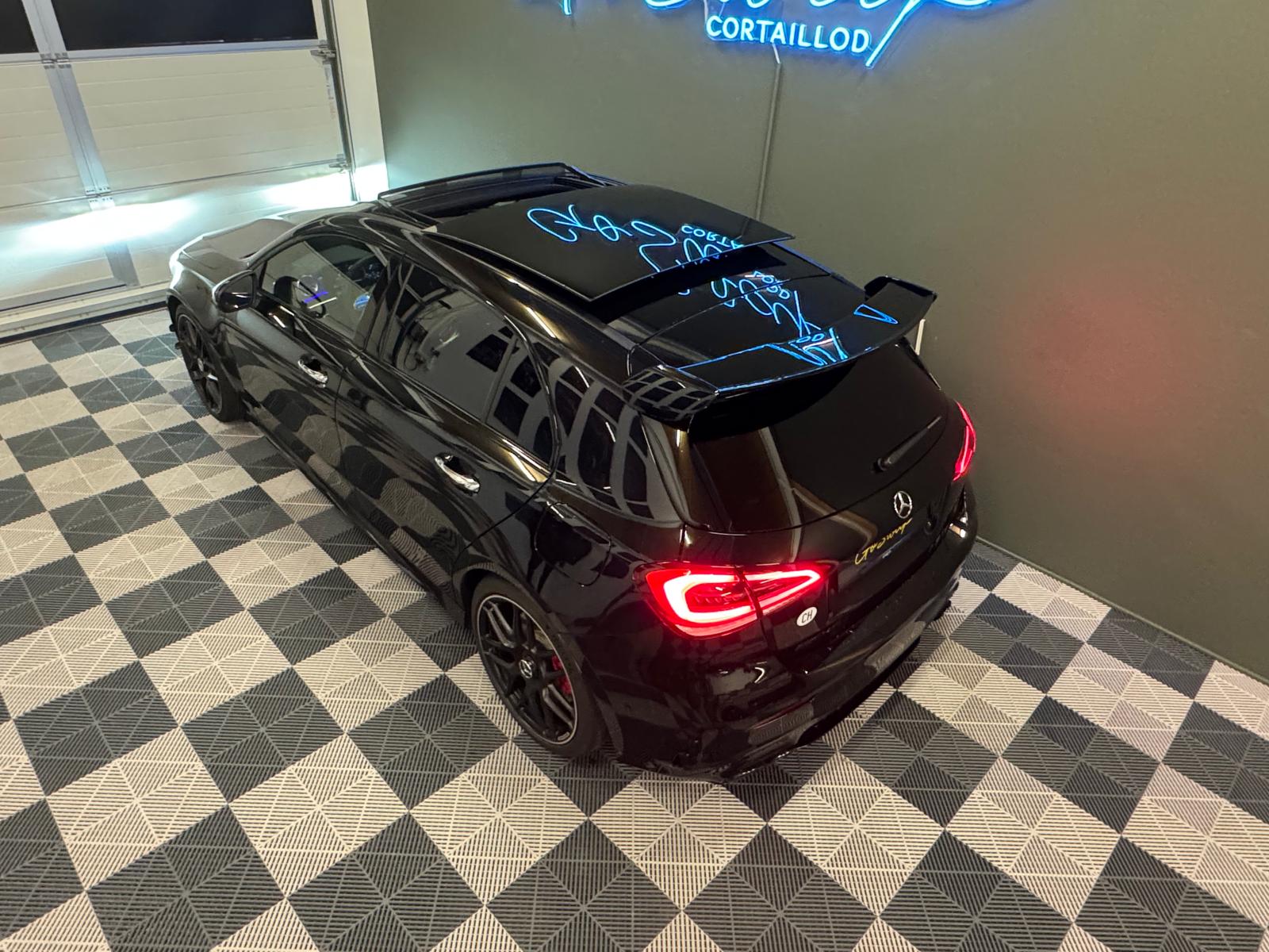 MERCEDES-BENZ A 45 S AMG 4Matic+ Speedshift-image-2