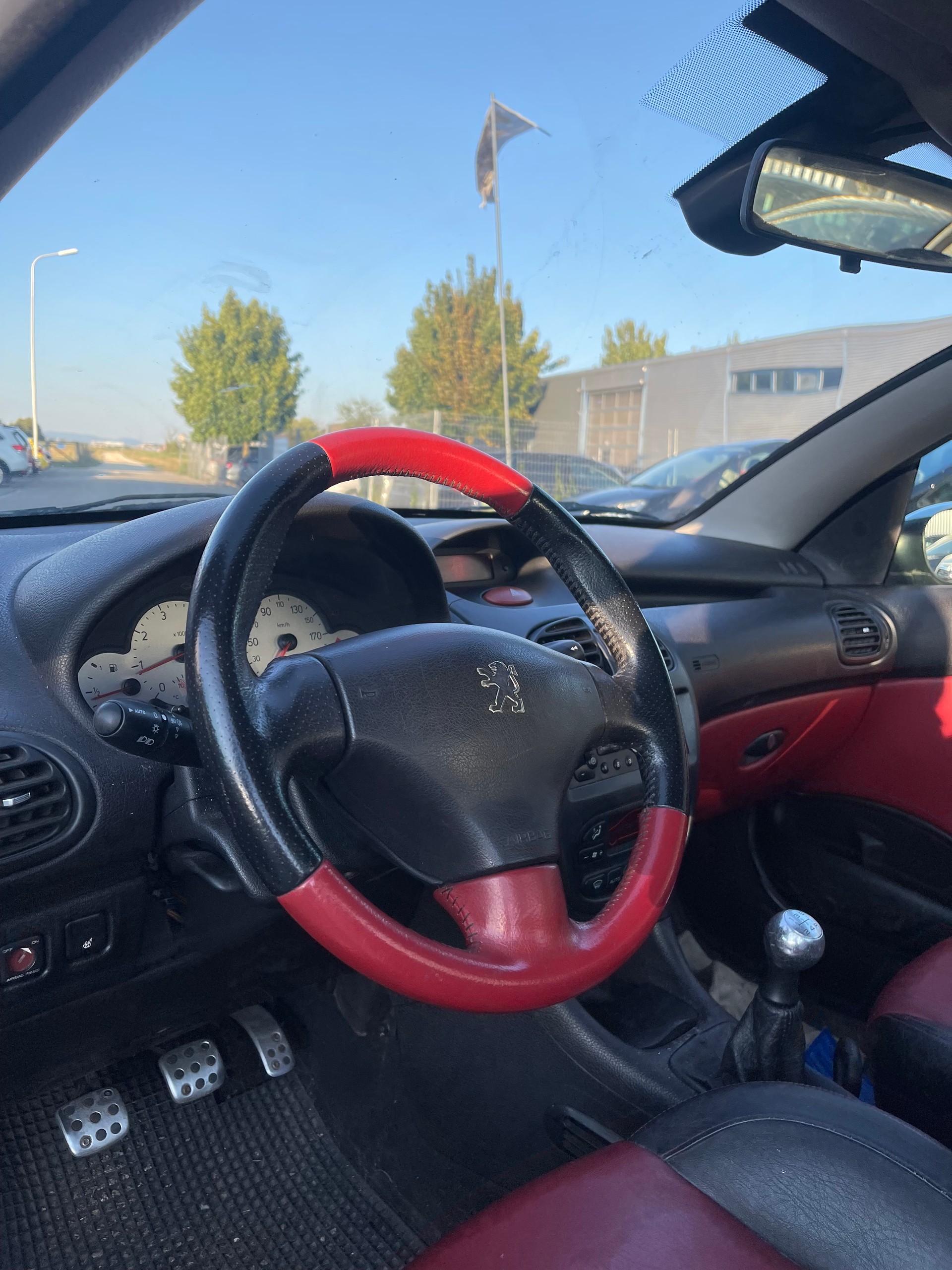 PEUGEOT 206 CC 2.0 16V Roland Garros-image-8