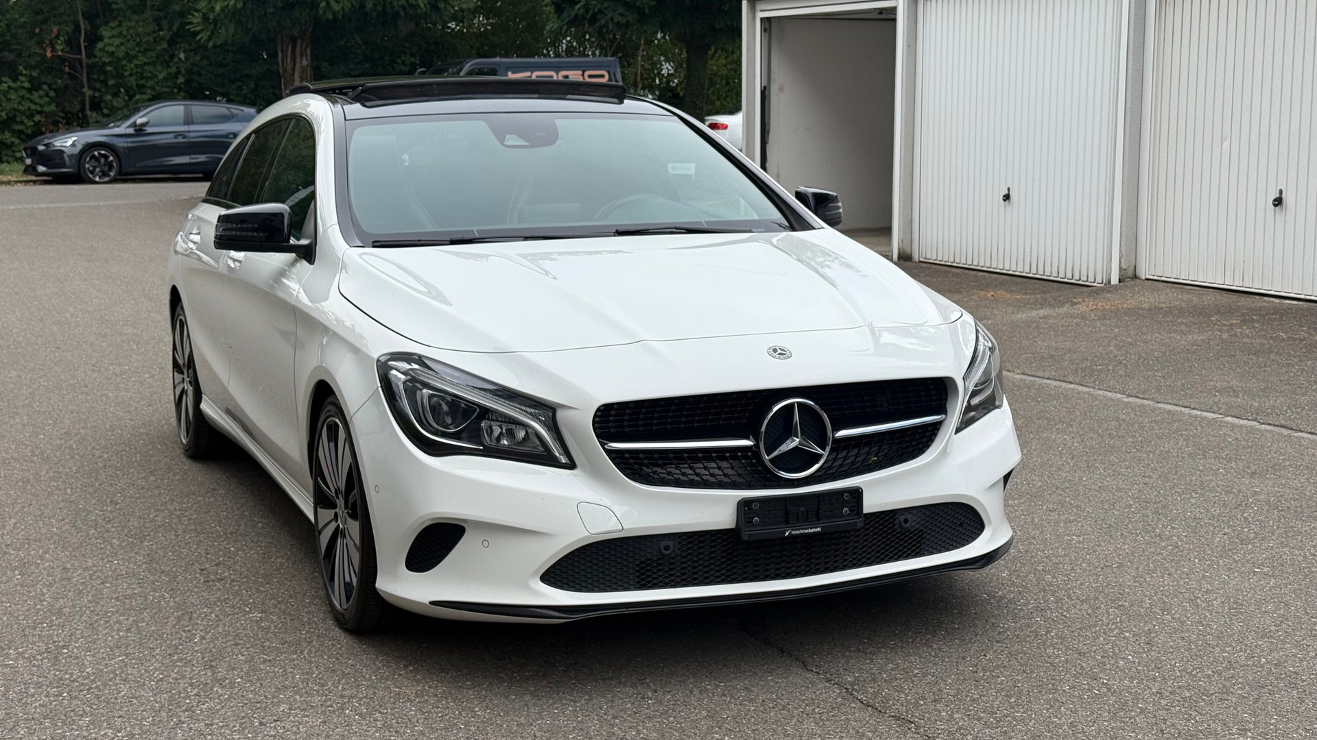 MERCEDES-BENZ CLA Shooting Brake 200 Night Star 7G-DCT-image-4