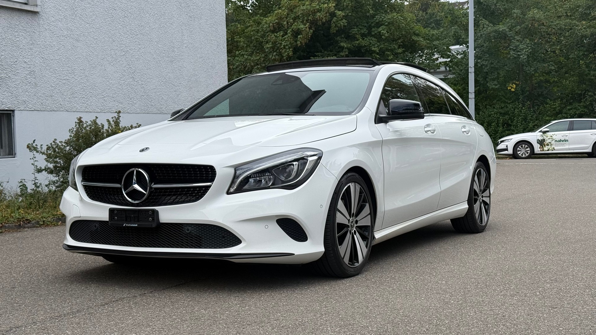 MERCEDES-BENZ CLA Shooting Brake 200 Night Star 7G-DCT-image-1
