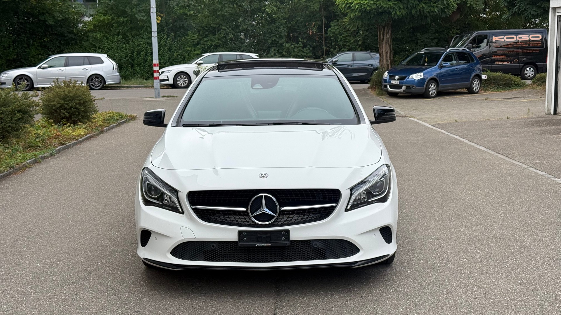 MERCEDES-BENZ CLA Shooting Brake 200 Night Star 7G-DCT-image-2