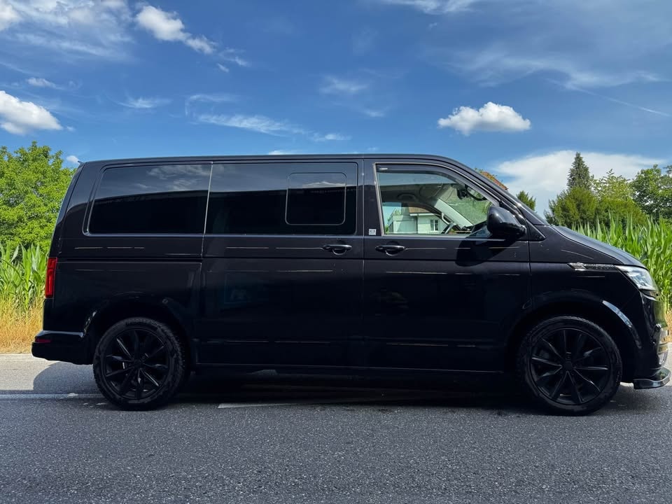 VW T6.1 Multivan Highline Liberty DSG 4m 2.0 TDI-image-2