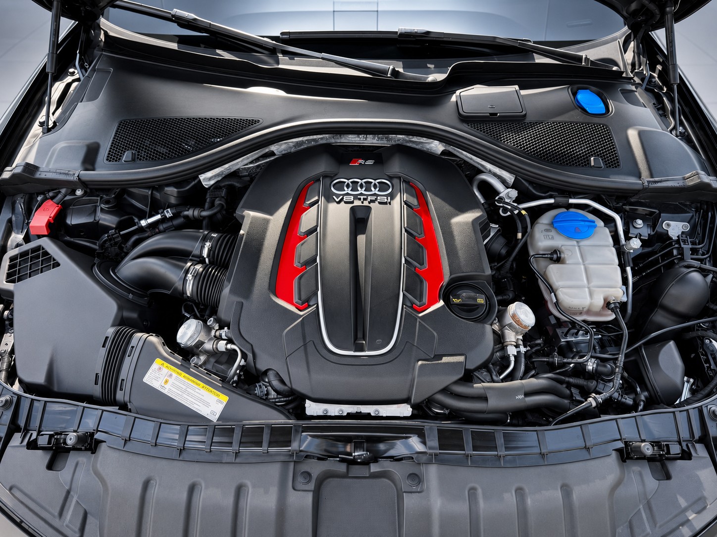 AUDI 4.0 V8 TFSI performance quattro-image-5