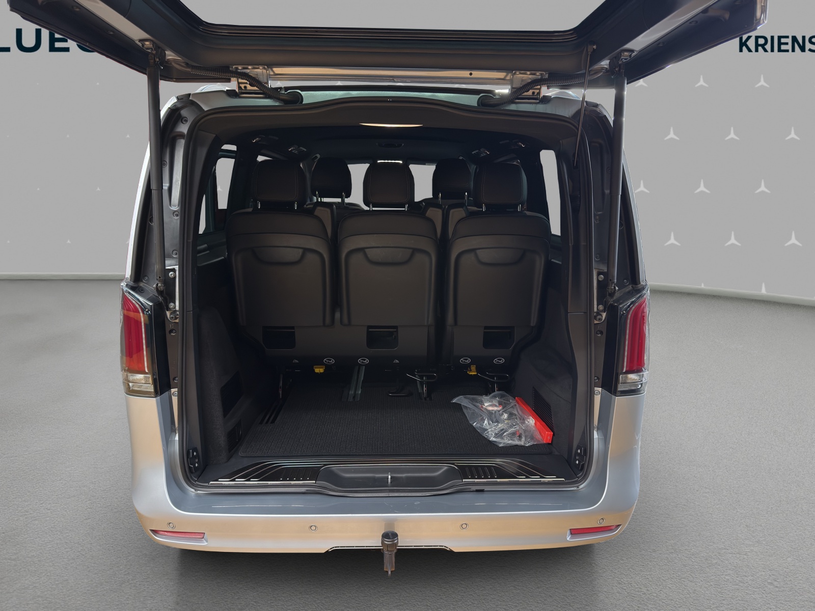 MERCEDES-BENZ V 250 d 4M - Lang / 4x4 / DISTRONIC / 360 Grad Kamera / AHK / 7 Sitze-image-14