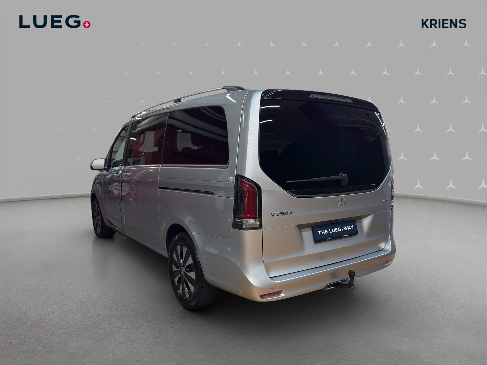 MERCEDES-BENZ V 250 d 4M - Lang / 4x4 / DISTRONIC / 360 Grad Kamera / AHK / 7 Sitze-image-2