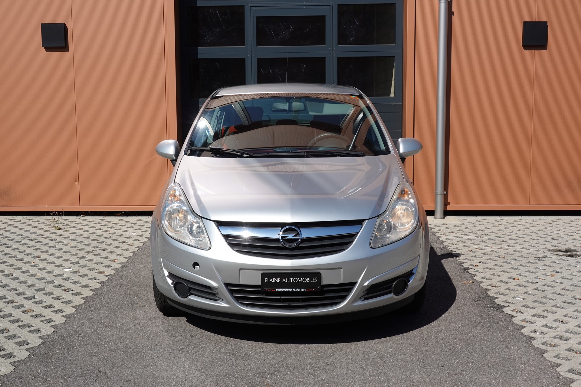 OPEL Corsa 1.4 TP Enjoy "CH Vehicule * Capteur stationnement"-image-1