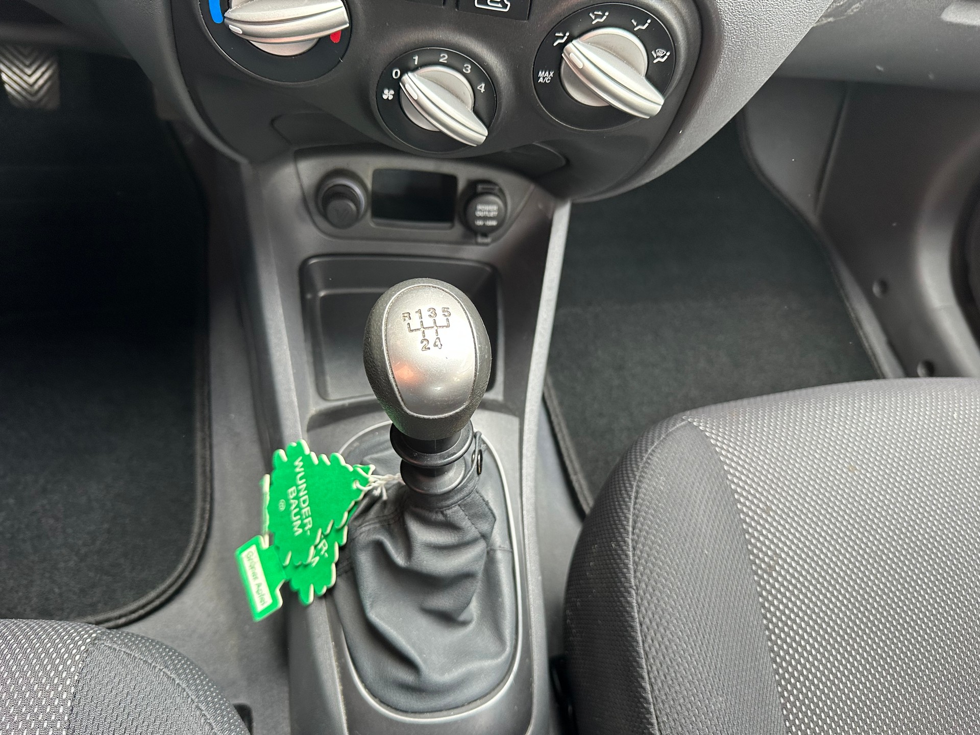 KIA Rio 1.4 16V Trend-image-6