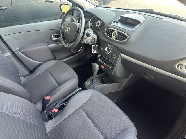 RENAULT Clio 1.6 16V Dynamique-image-7