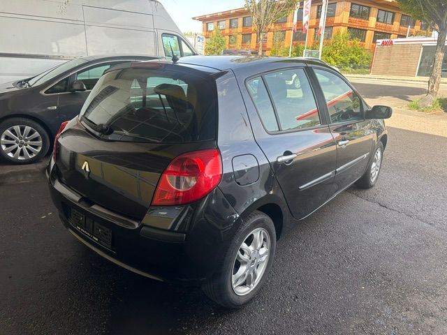 RENAULT Clio 1.6 16V Dynamique-image-4