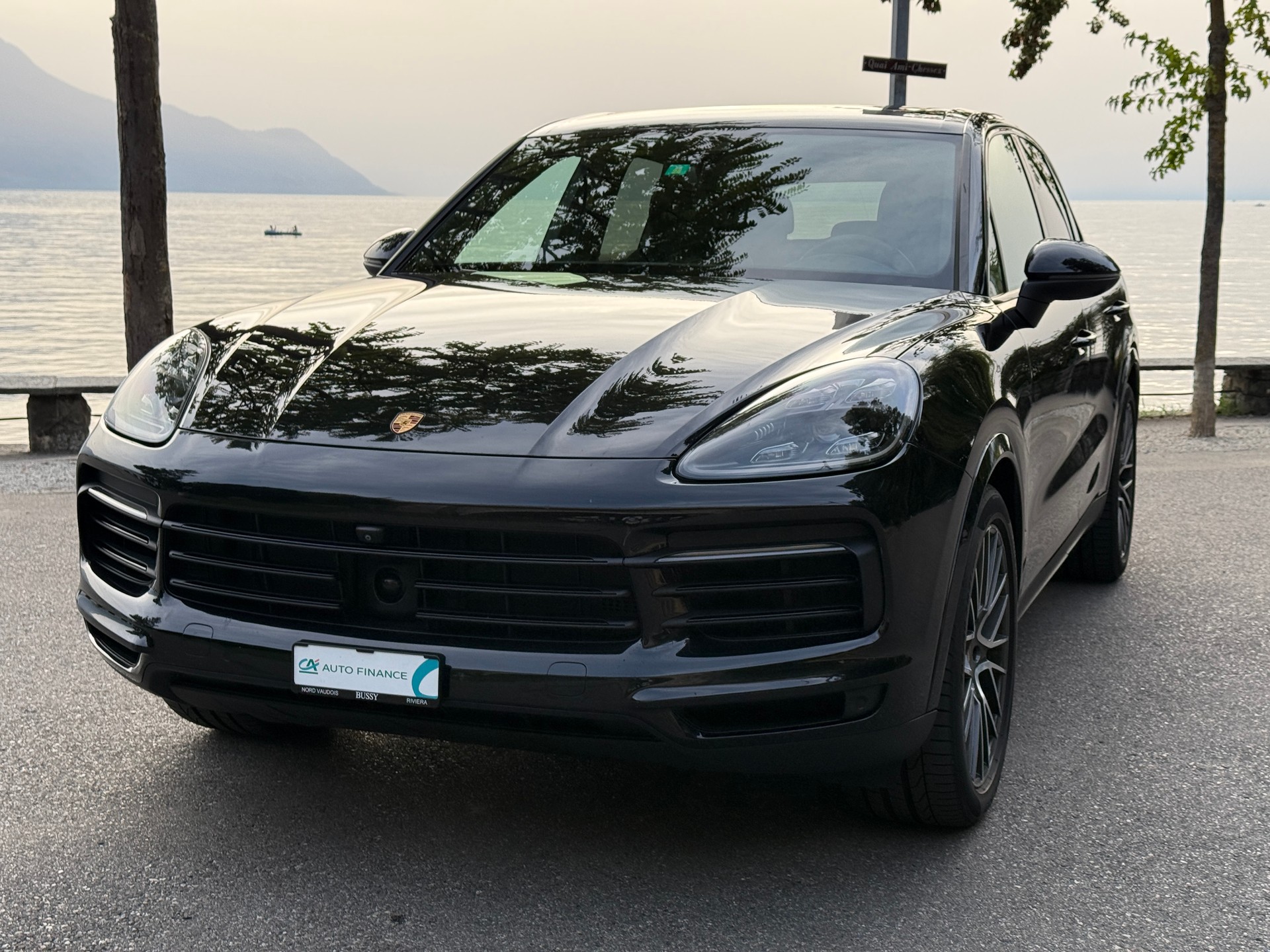 PORSCHE Cayenne-image-2