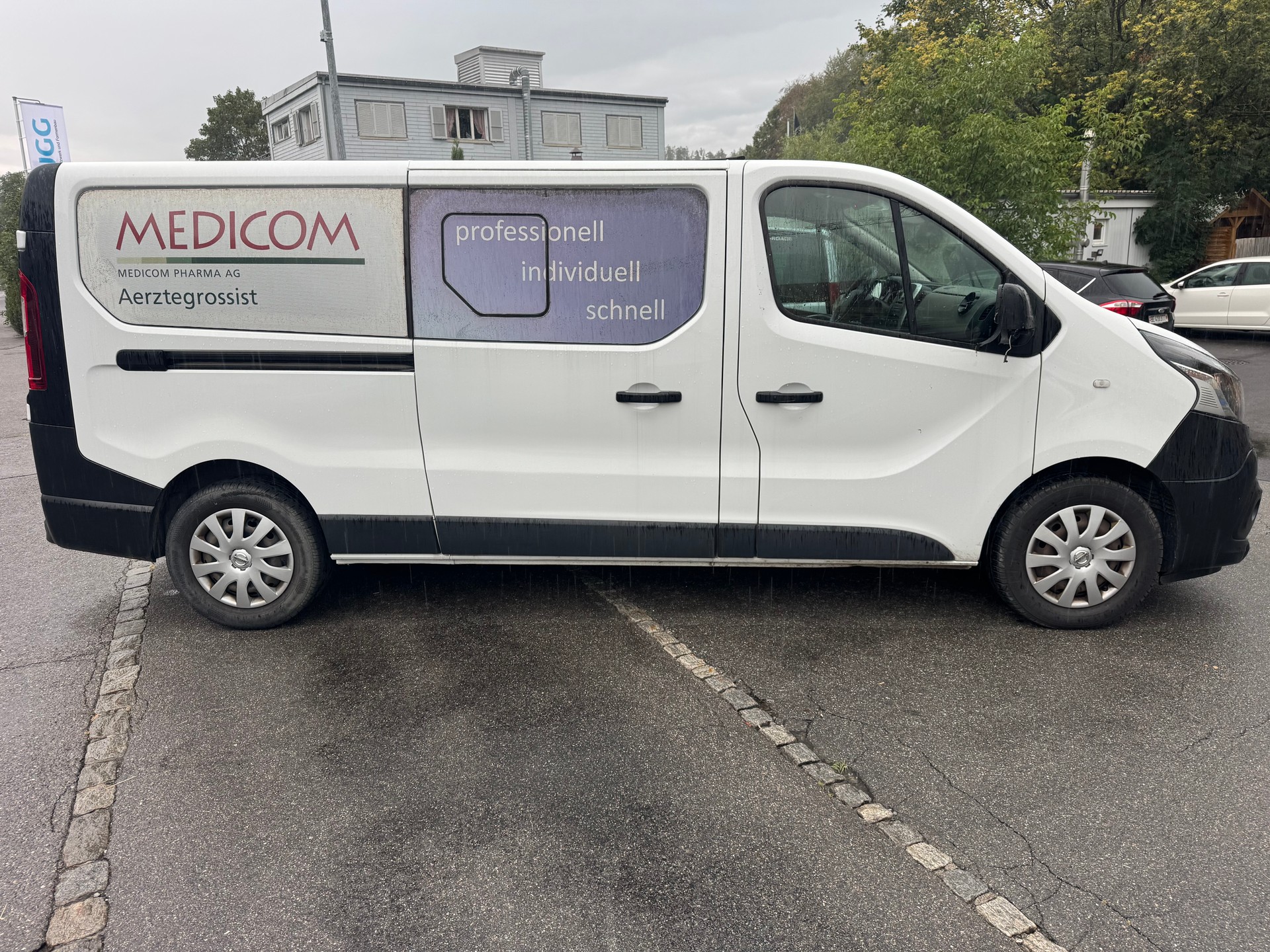 NISSAN NV300 dCi 125 2.9 L2H1 Premium 9Pl.-image-4