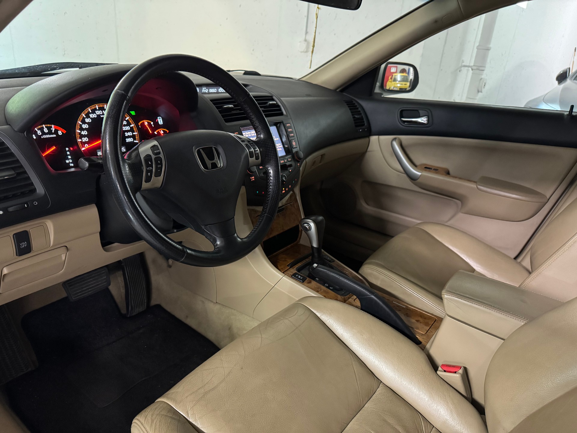HONDA Accord Tourer 2.4i Executive Automatic-image-8