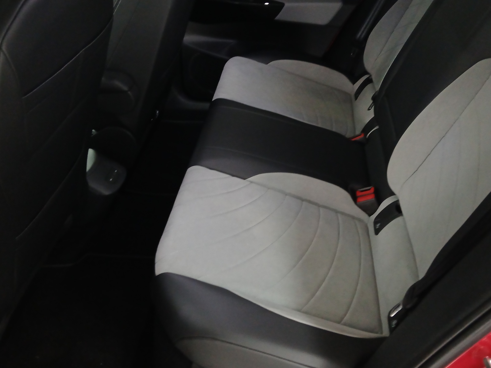 VW ID.3 Pro Performance 58 kWh 75 Edition-image-11