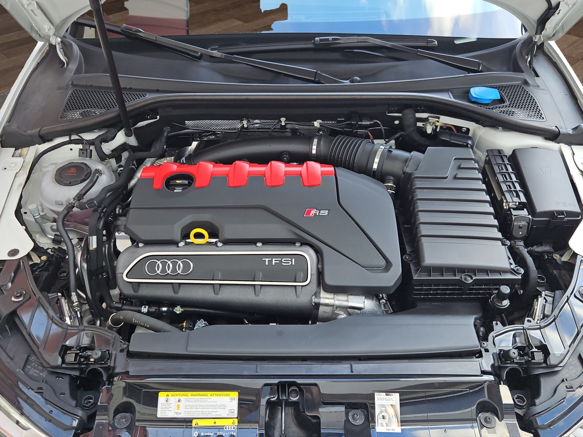 AUDI RS3 Sportback 2.5 TSI quattro S-tronic-image-21
