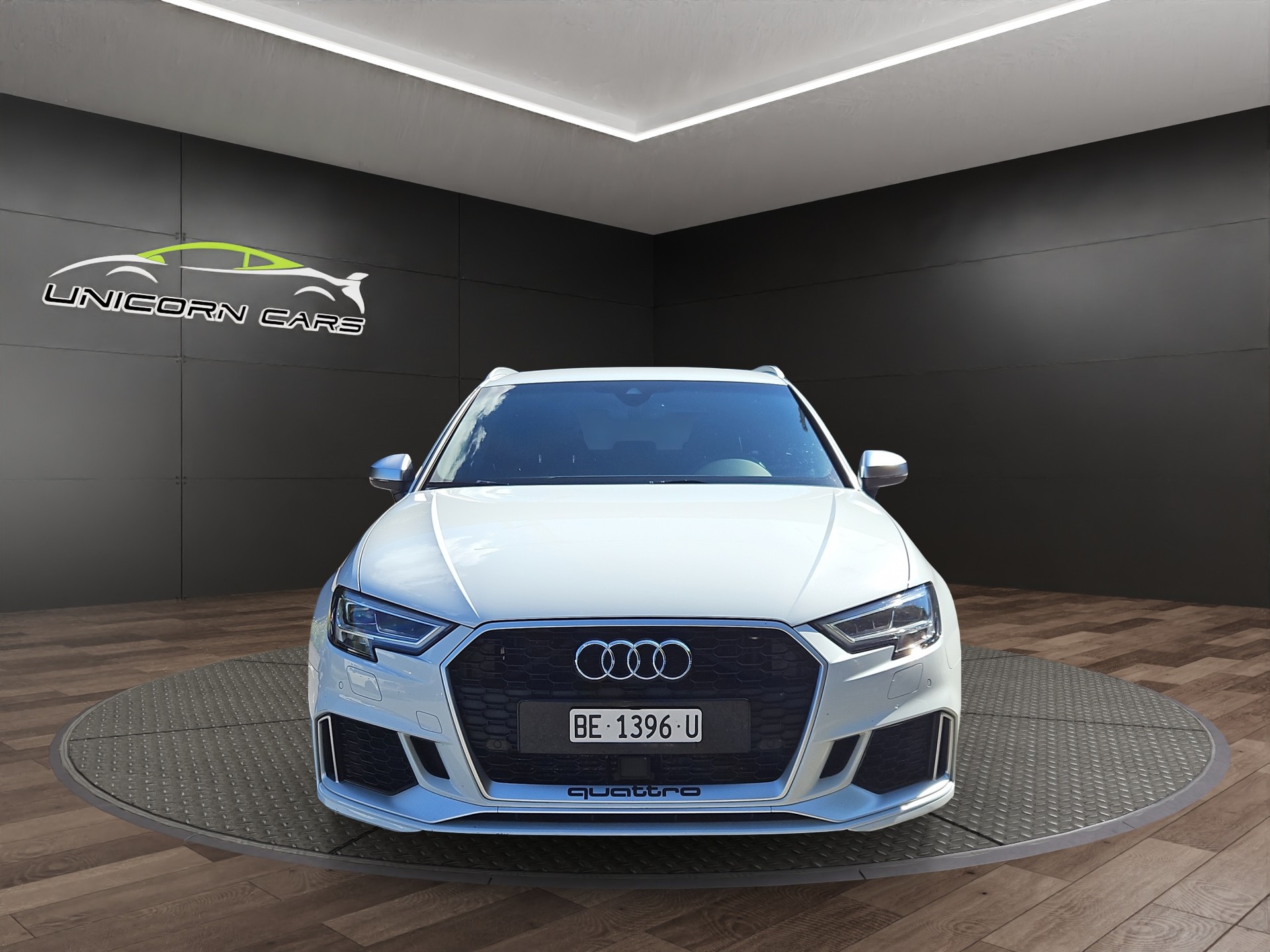 AUDI RS3 Sportback 2.5 TSI quattro S-tronic-image-7