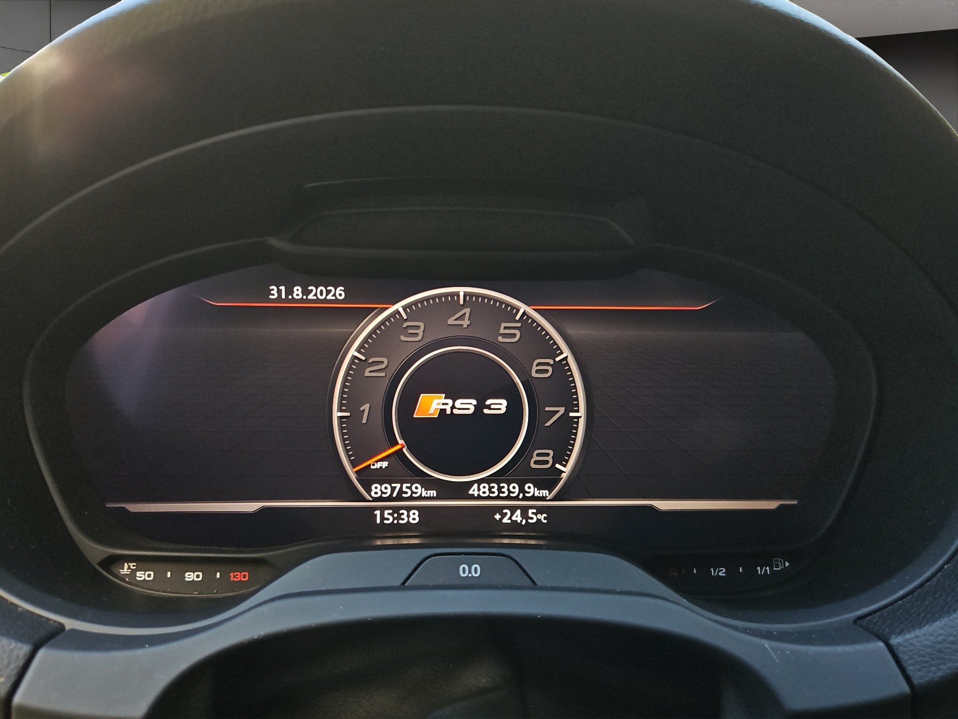 AUDI RS3 Sportback 2.5 TSI quattro S-tronic-image-9