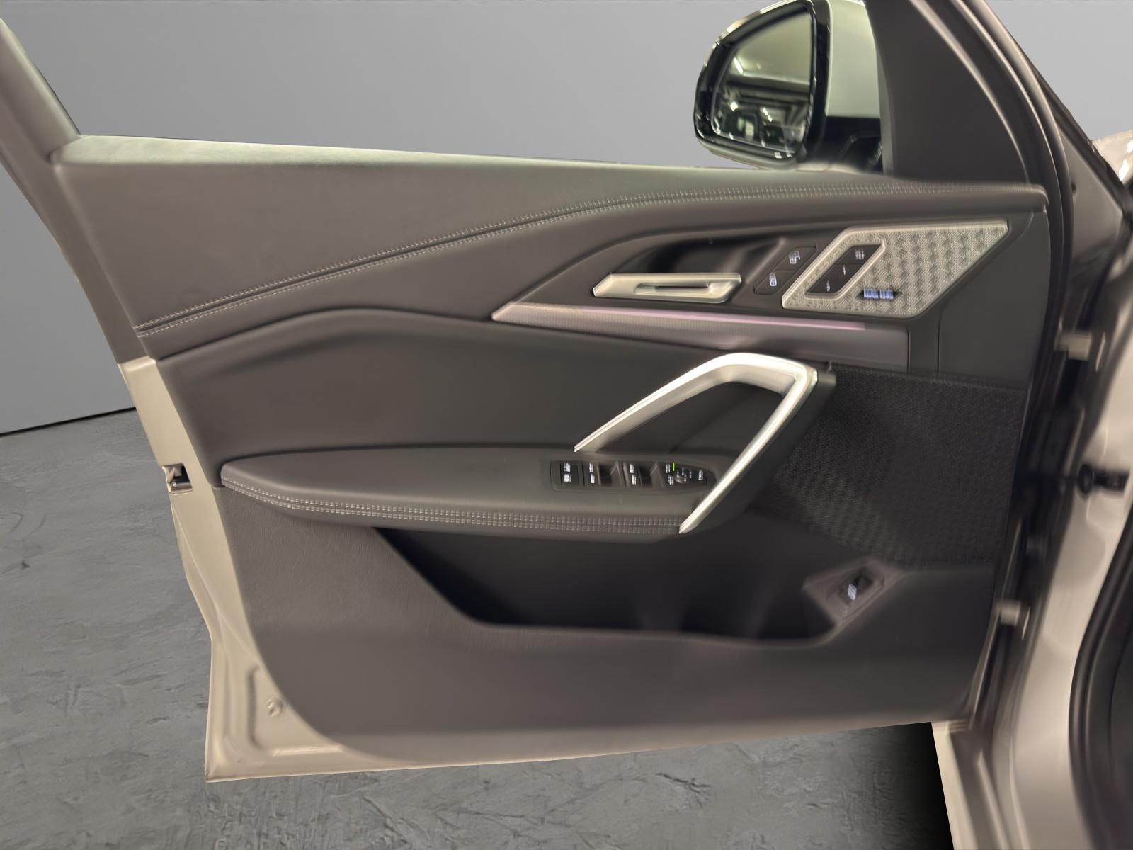 BMW X1 U11 30e xDrive paddles-image-11