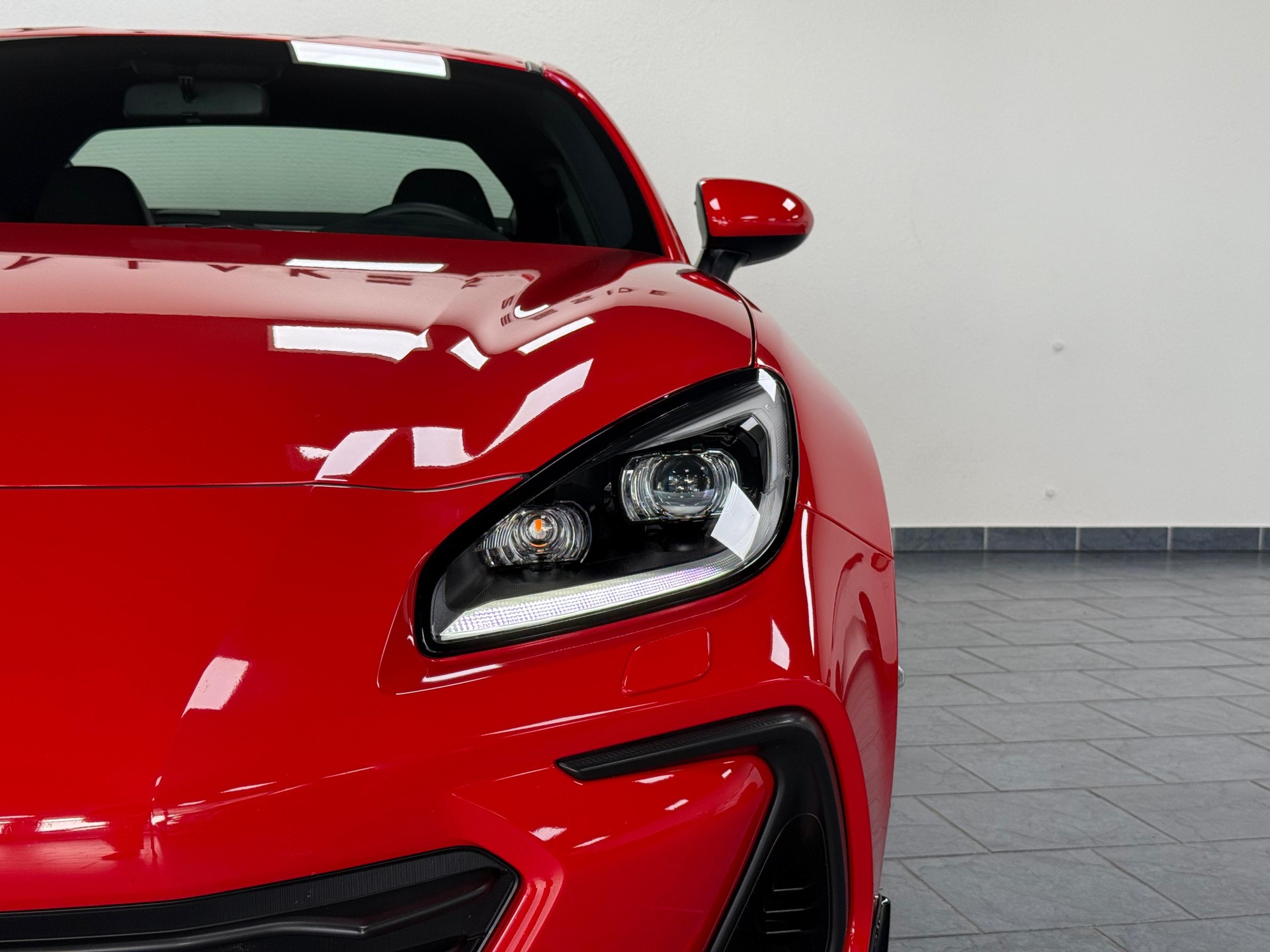 SUBARU BRZ 2.4 STI Line-image-12