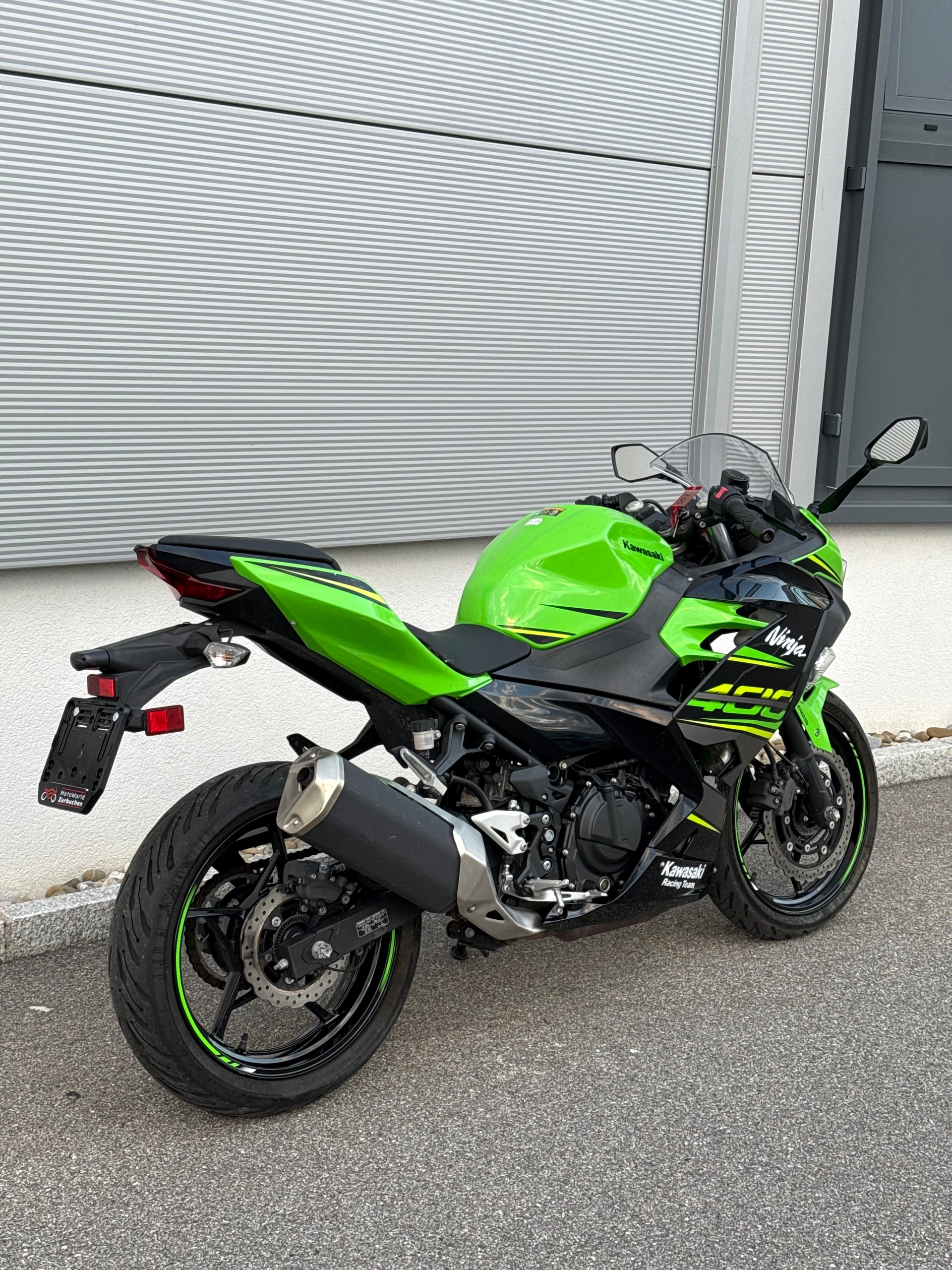 KAWASAKI Ninja 400 KRT ABS-showroom-element-2