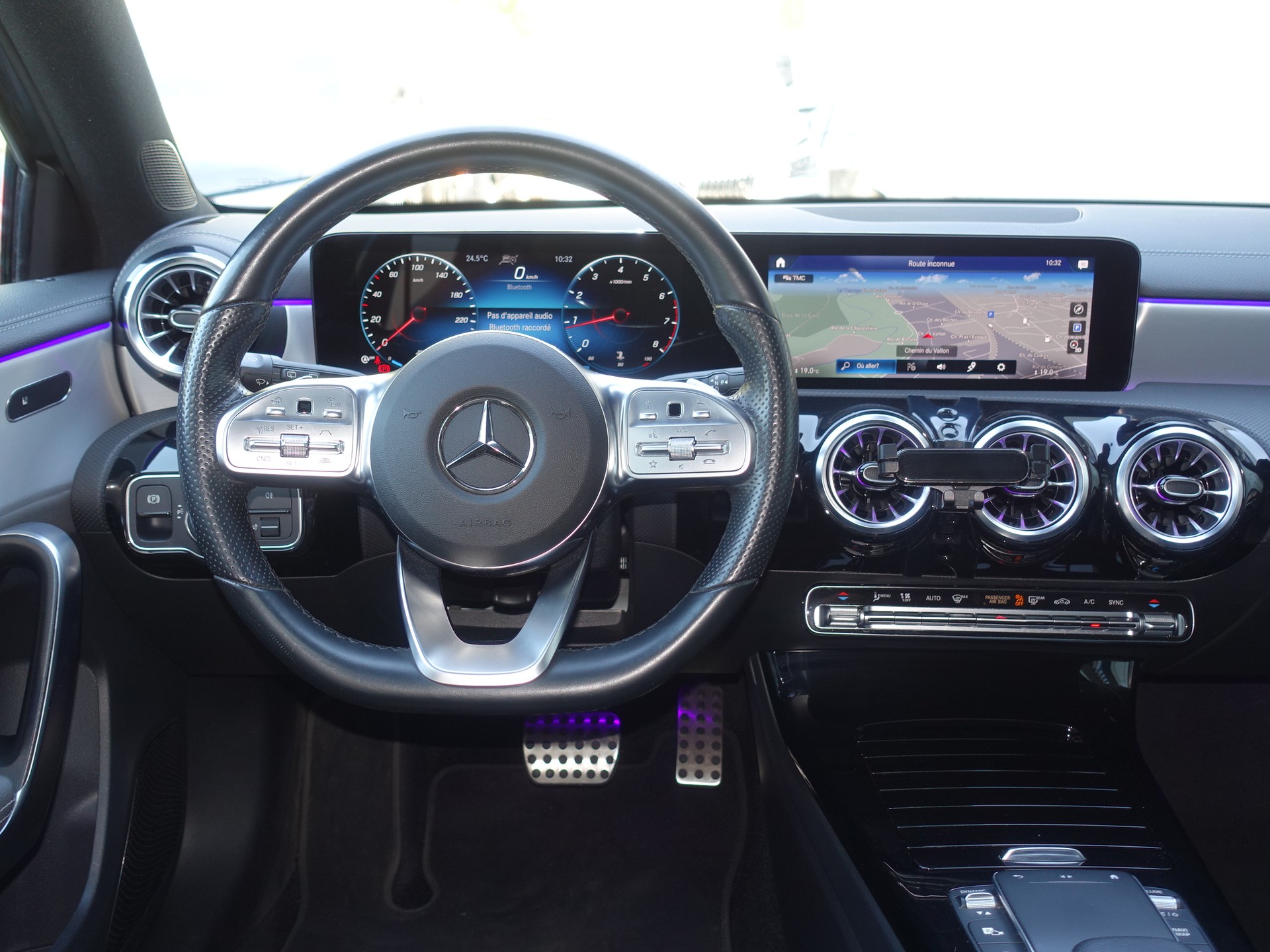 MERCEDES-BENZ A 200 4Matic AMG Line 8G-DCT-image-13