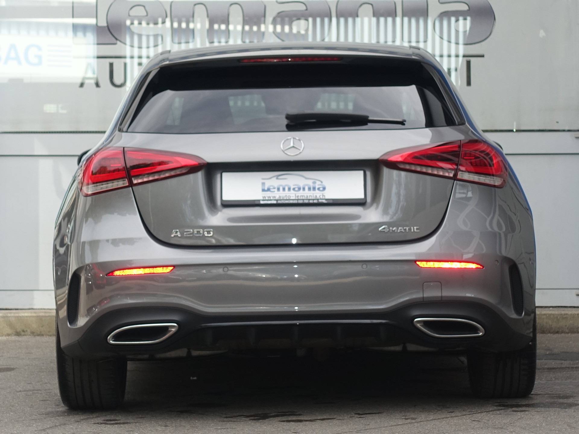 MERCEDES-BENZ A 200 4Matic AMG Line 8G-DCT-image-5
