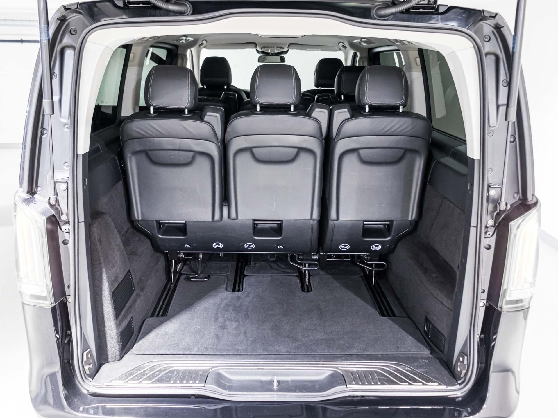 MERCEDES-BENZ V 250 d Avantgarde L-image-12