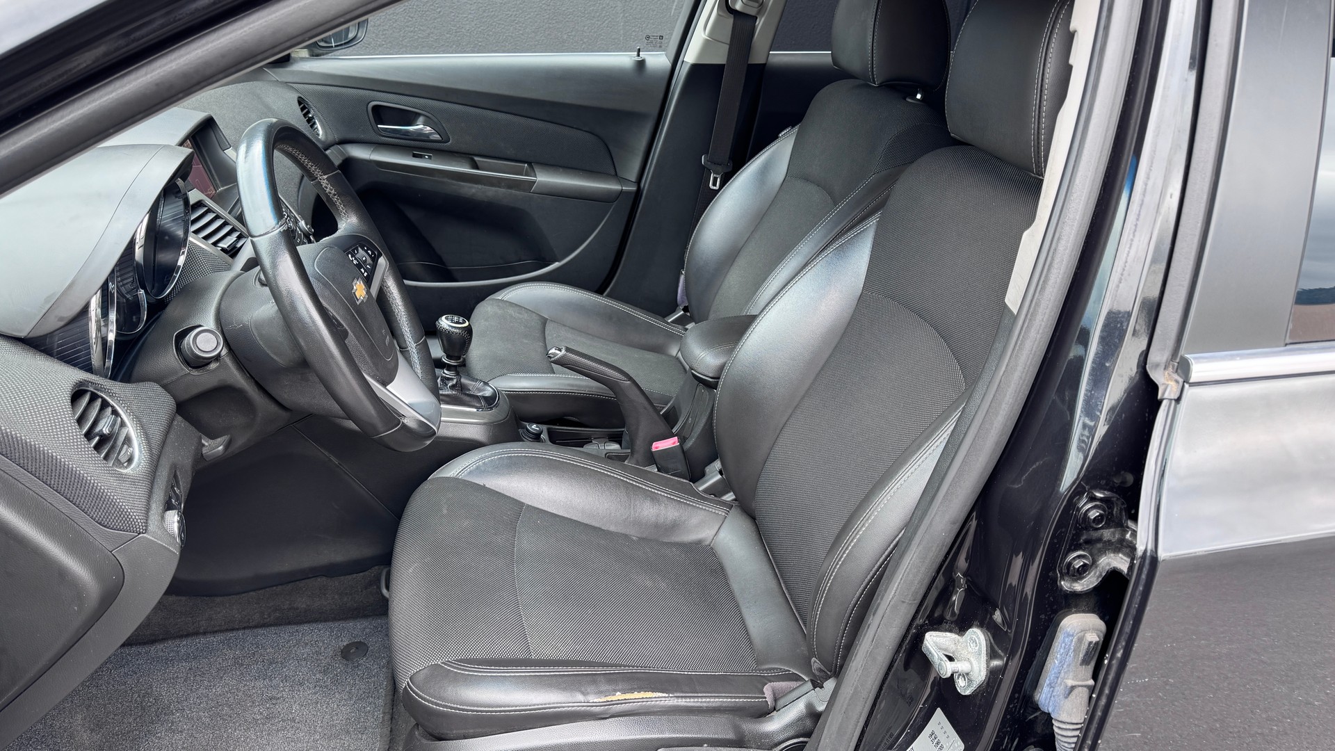 CHEVROLET Cruze Station Wagon 1.4 T LTZ-image-7