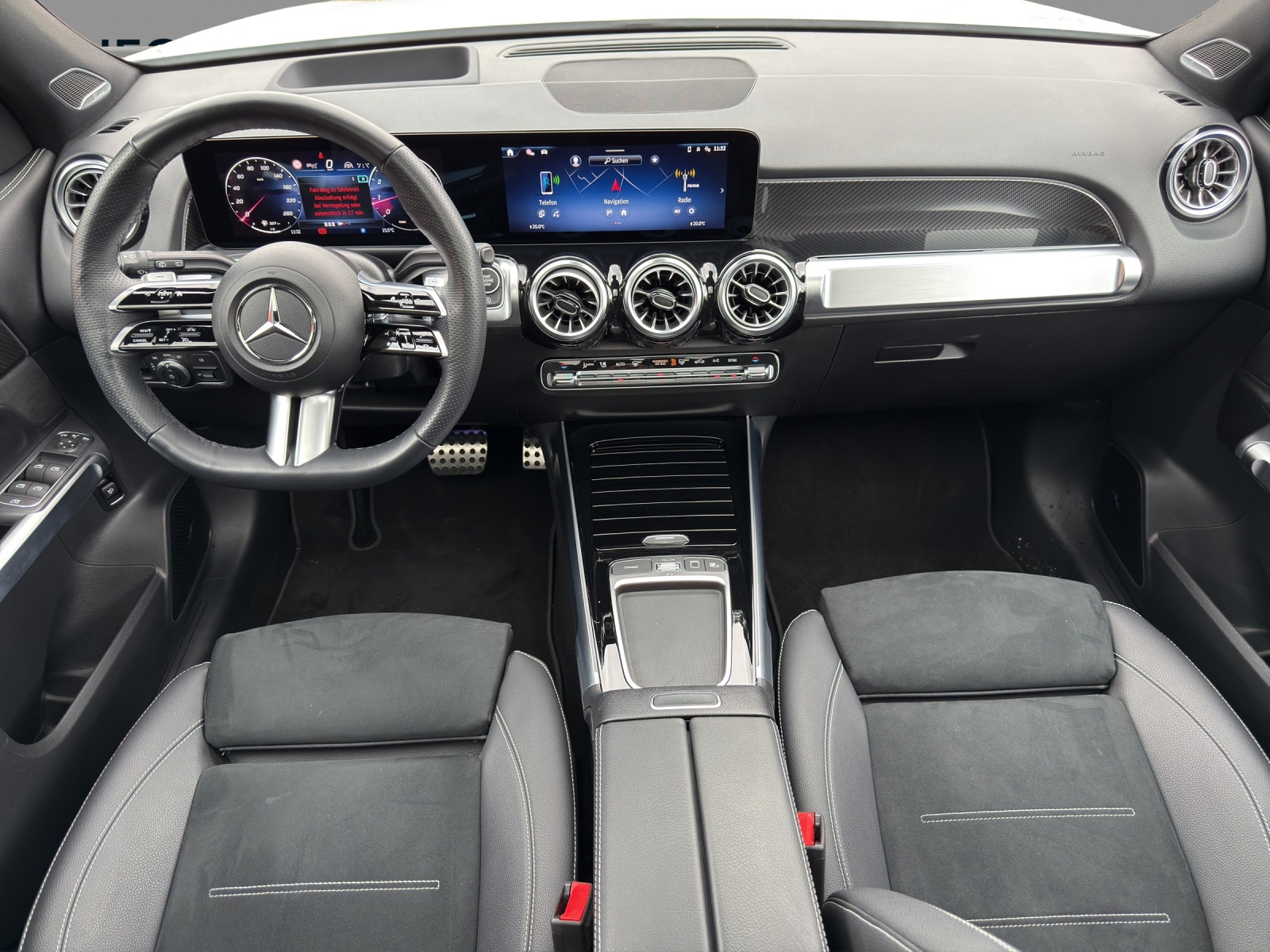 MERCEDES-BENZ GLB 220 4Matic 8G-Tronic-image-10
