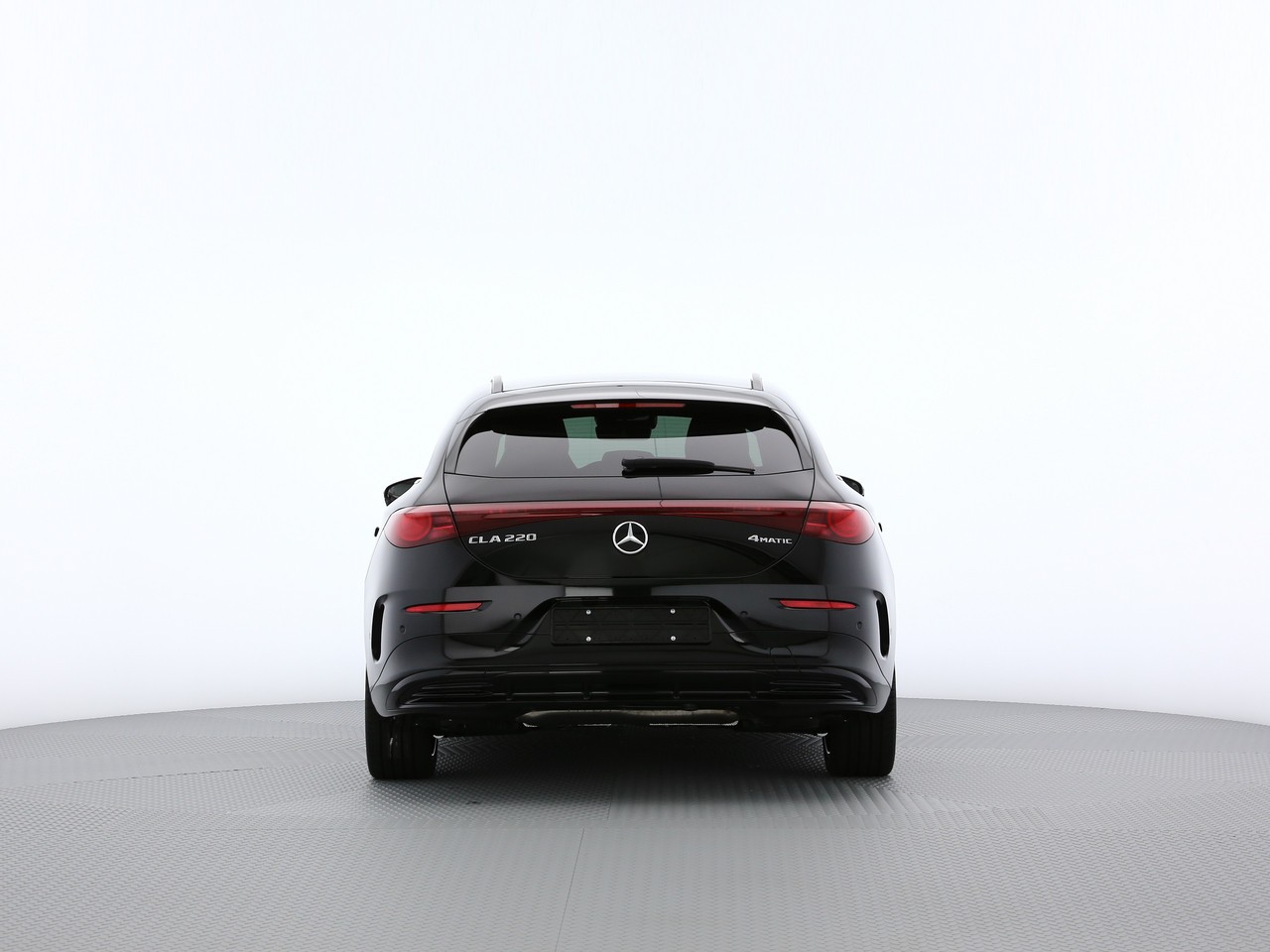 MERCEDES-BENZ CLA Shooting Brake 220 4Matic 8G-DCT-showroom-element-3